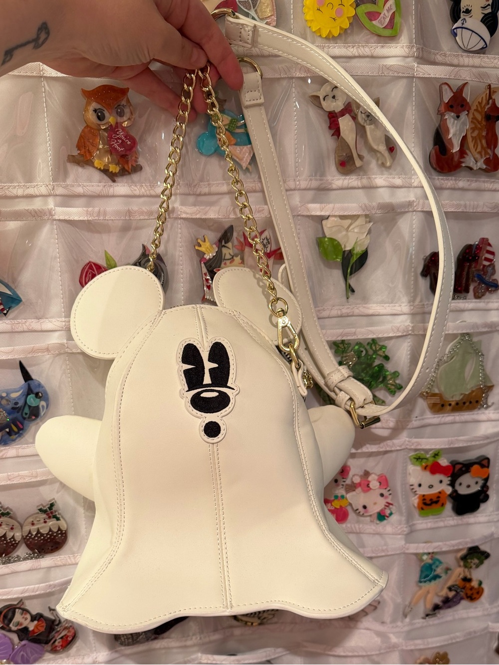 NWOT Stitch Shoppe Mickey Mouse Glow
Ghost Crossbody Bag - Picture 12 of 12